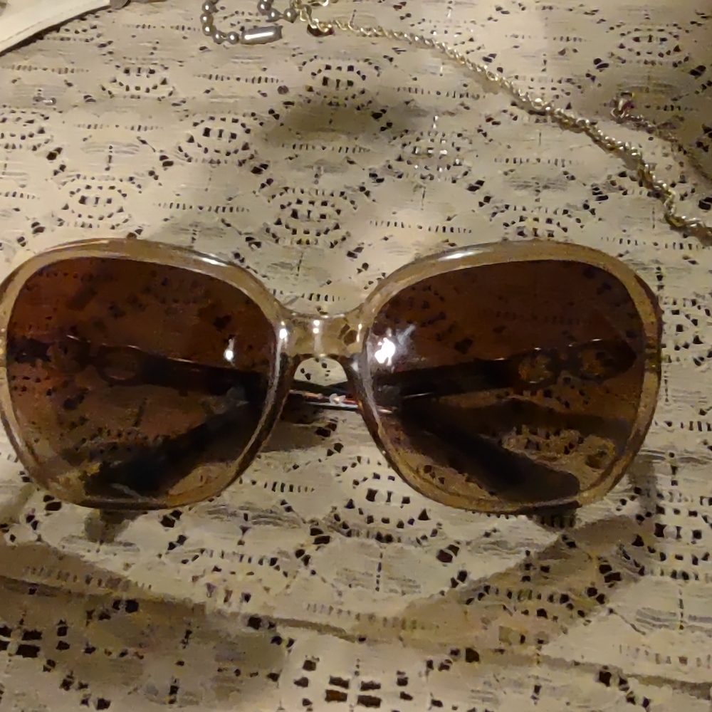 Stylish Coach Brown Sunglasses